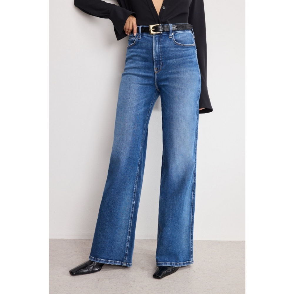 Good American Women's Wide Leg Flare Jeans - Medium & Dark Blue Wash - Picture 8 of 15